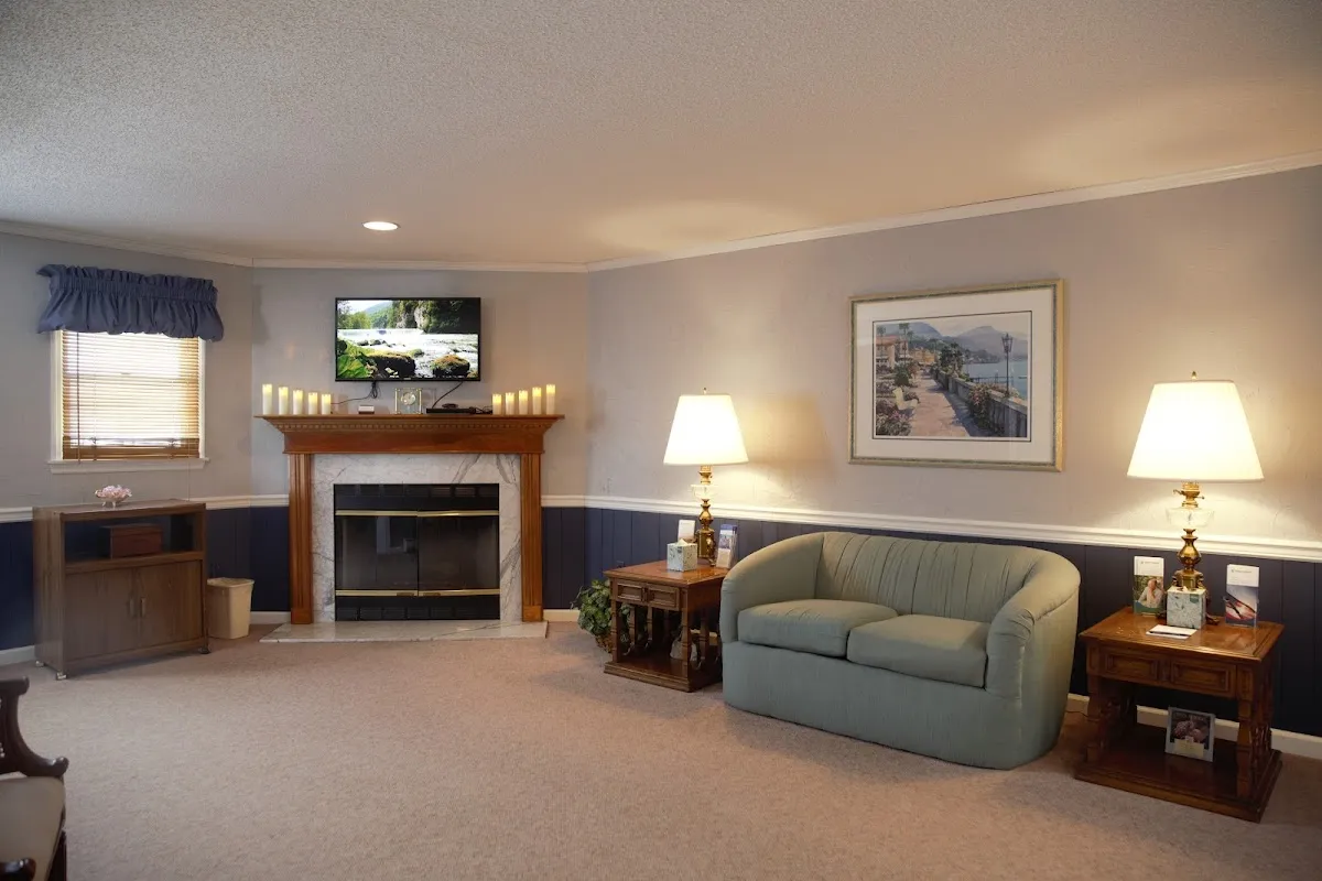 Keates-Plum Funeral Home photo 3