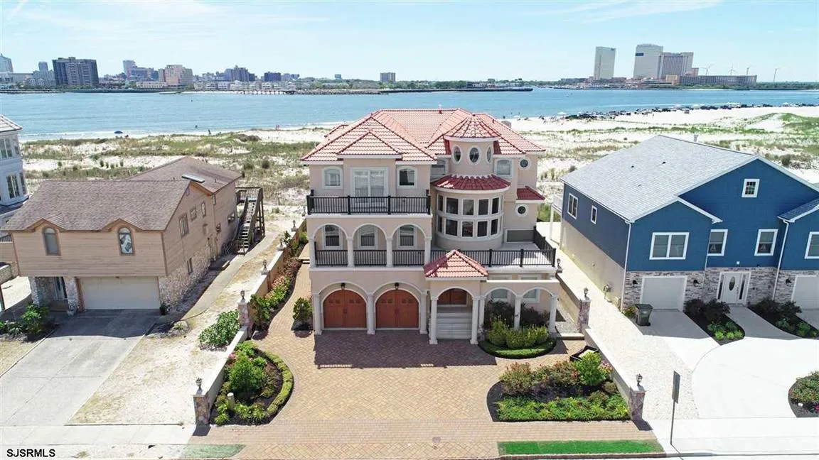 Keely LePera Conti, Realtor, Berkshire Hathaway photo 3