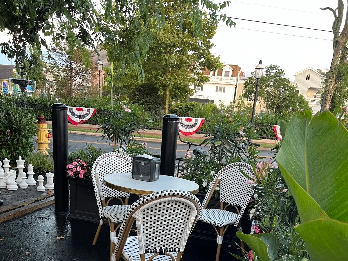 King's Ice Cream Parlour