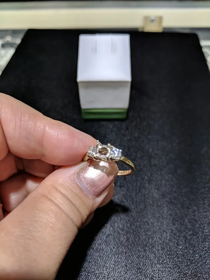 Kingsway Jewelers photo 2