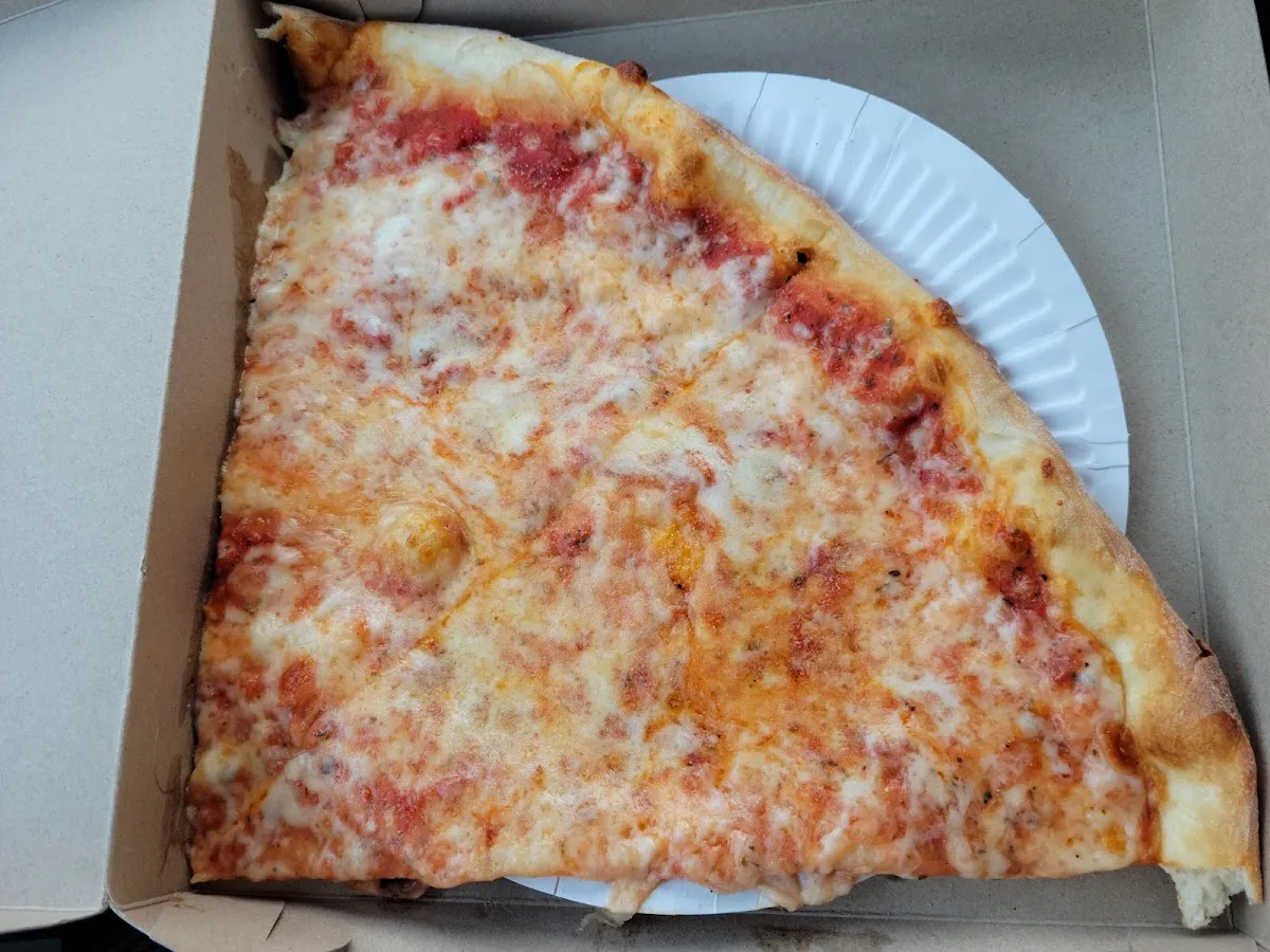 Kirk's Pizzeria photo 3