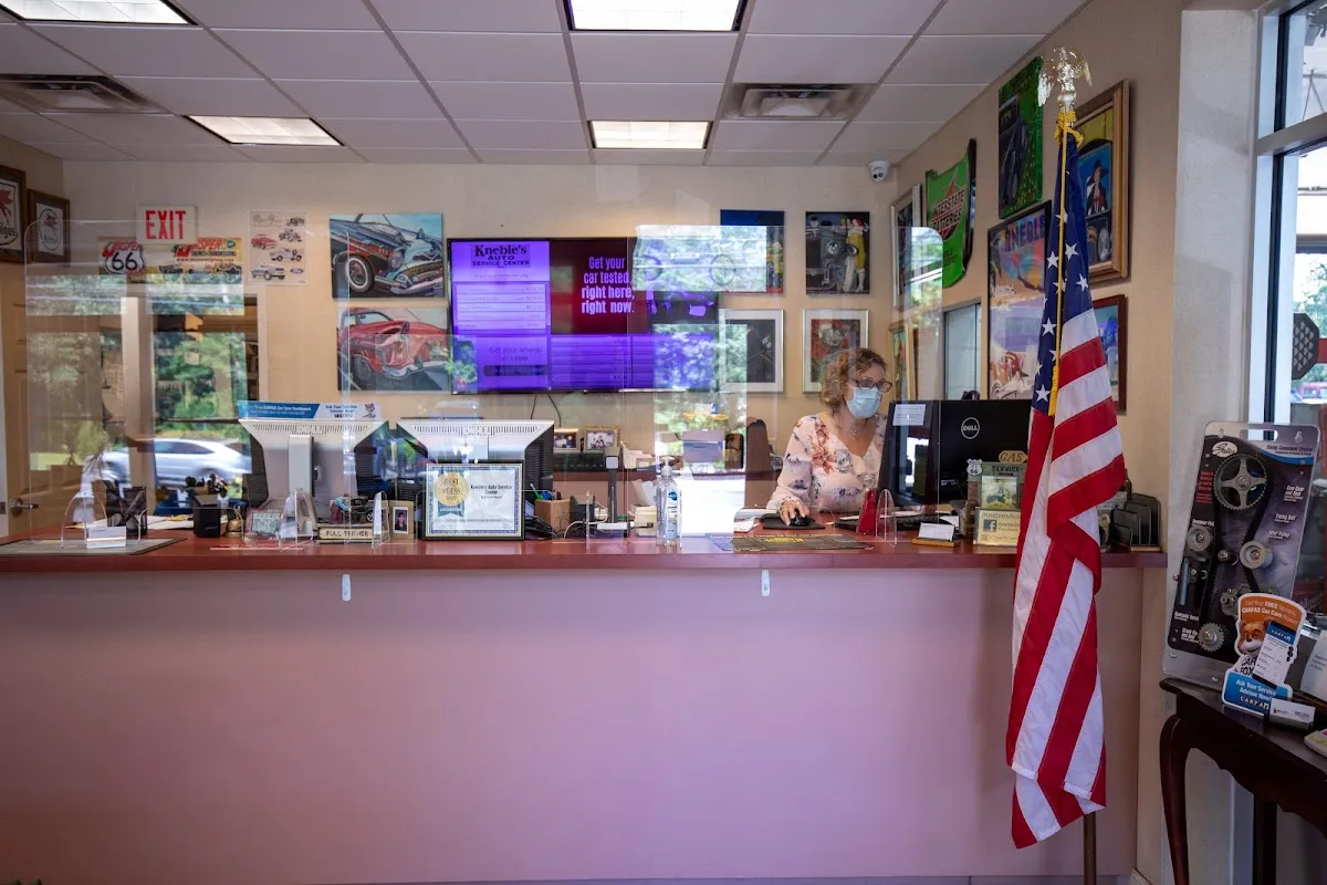 Kneble's Auto Service Center photo 2