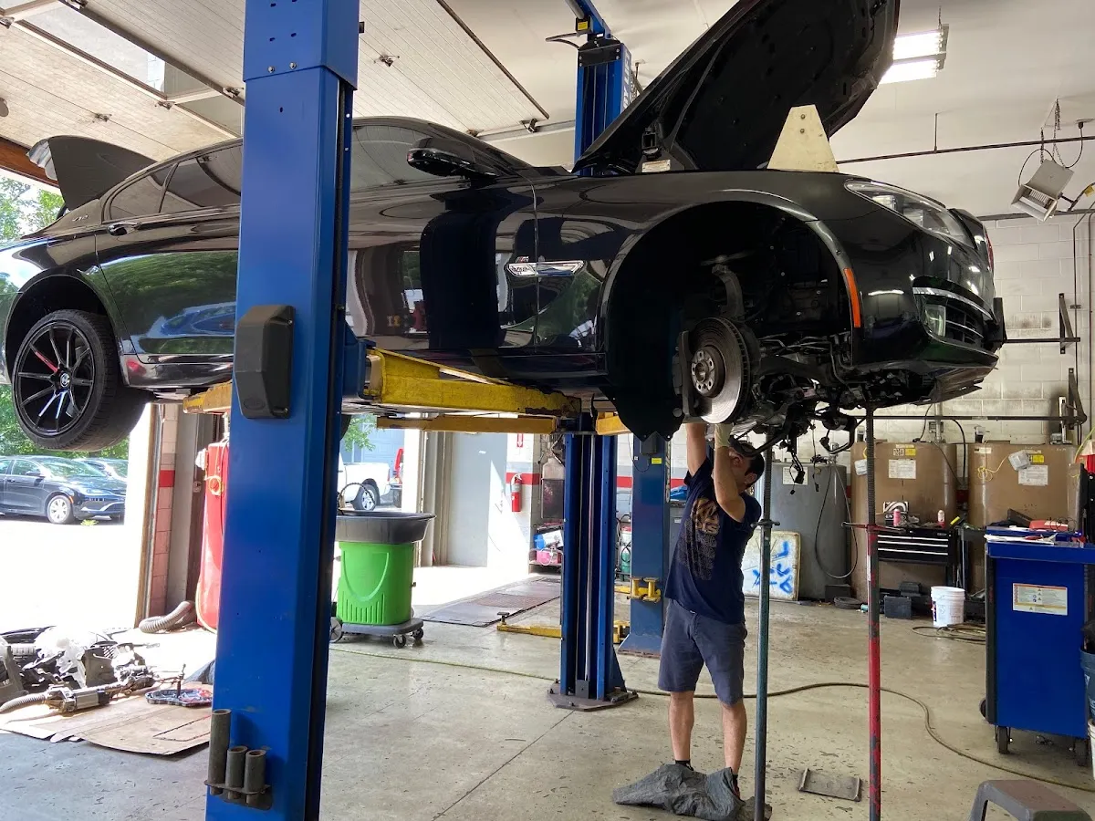 Kneble's Auto Service Center photo 3