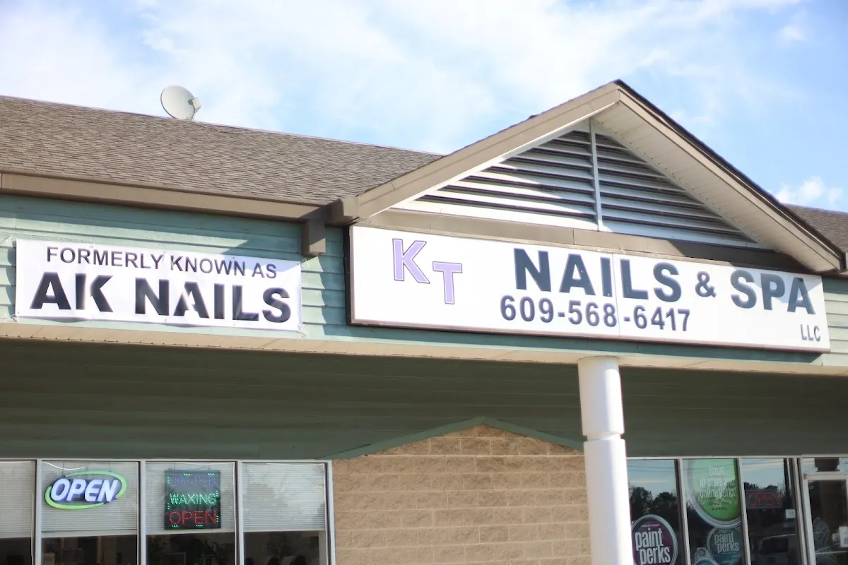 KT Nails & Spa photo 2