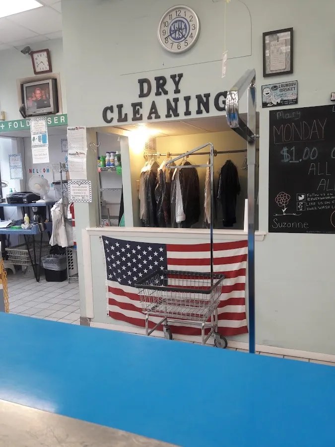 Kwik Wash Laundromat photo 2