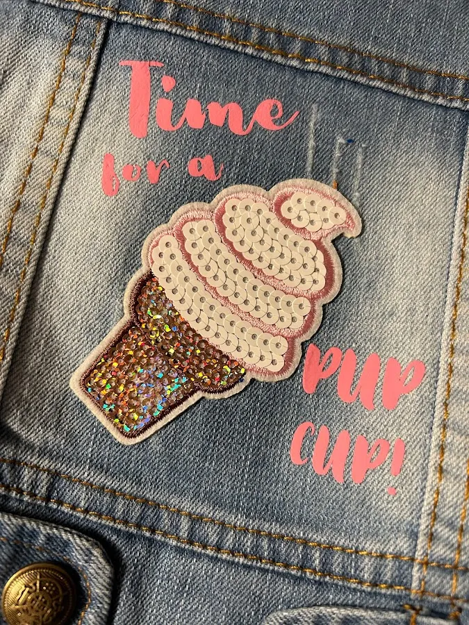 La “Chi” Da Pet Clothing and Boutique