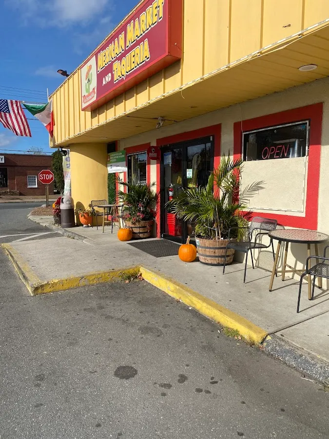 La Escondida Mexican Market and Taqueria