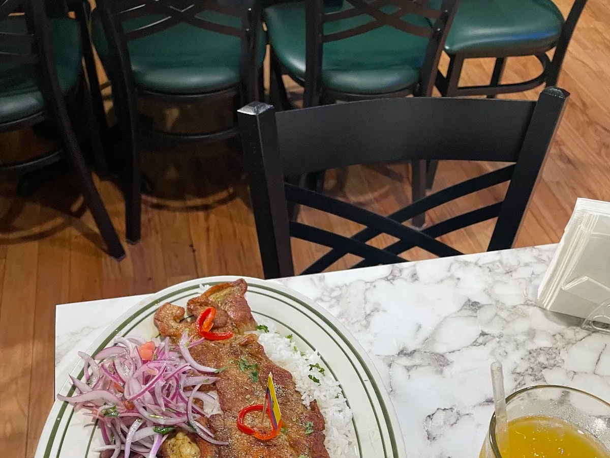 LA Restaurant & Lounge