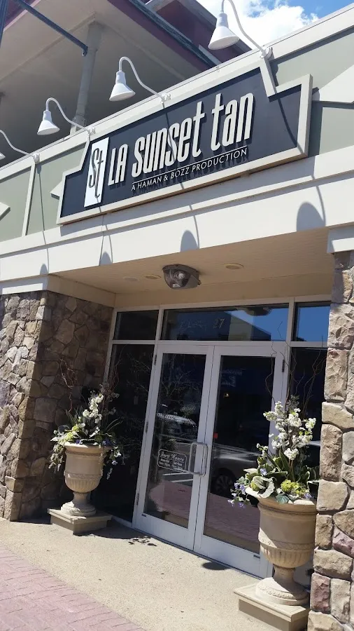 La Sunset Tan photo 2