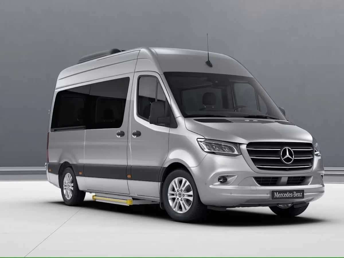 Lakeview Garage photo 3