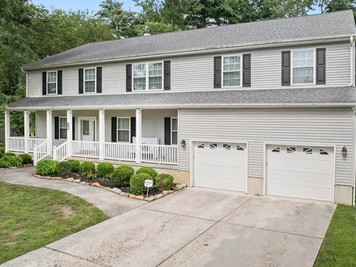 Lamon Associates Real Estate photo 3