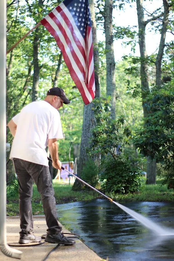 Latitude 40 Window Cleaning