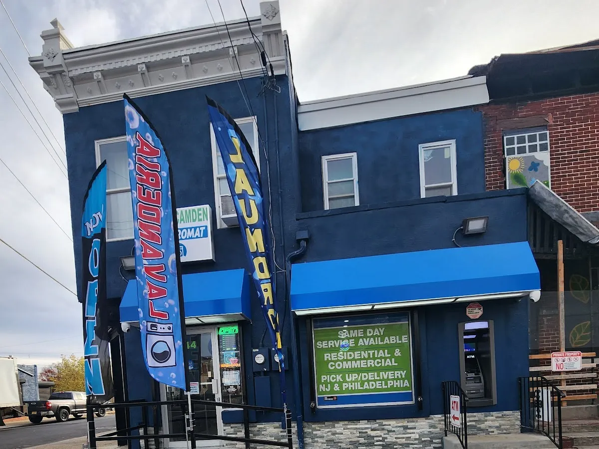 LAUDROMAT photo 3