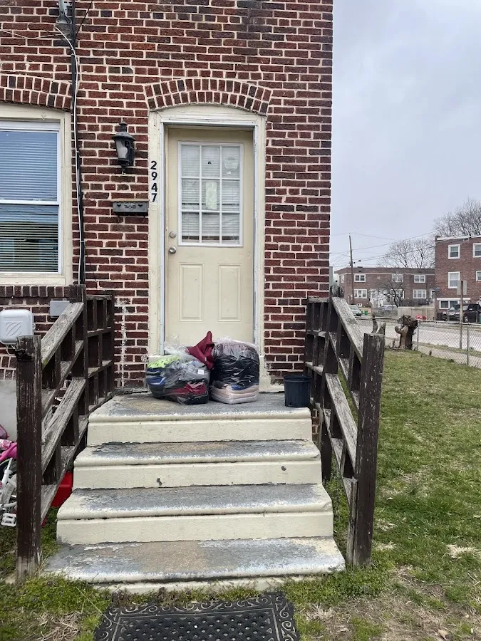 Laundry Service: The Laundry Drop photo 2