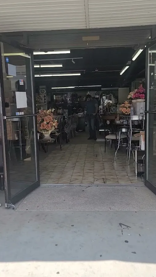 Laurel Furniture & Mattresses photo 2