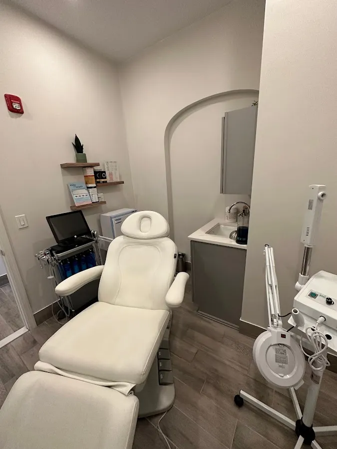 Le Ami Medical Spa Englewood NJ photo 3