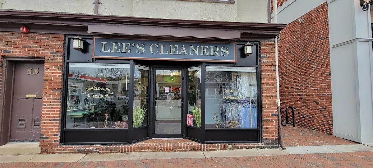 Lee’s Cleaners