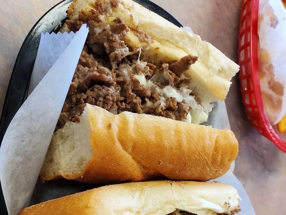 Lee's Hoagie House photo 4