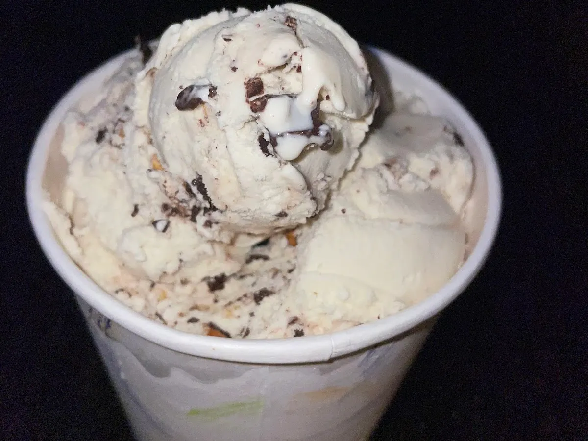 Leo's Famous Yum Yum photo 2