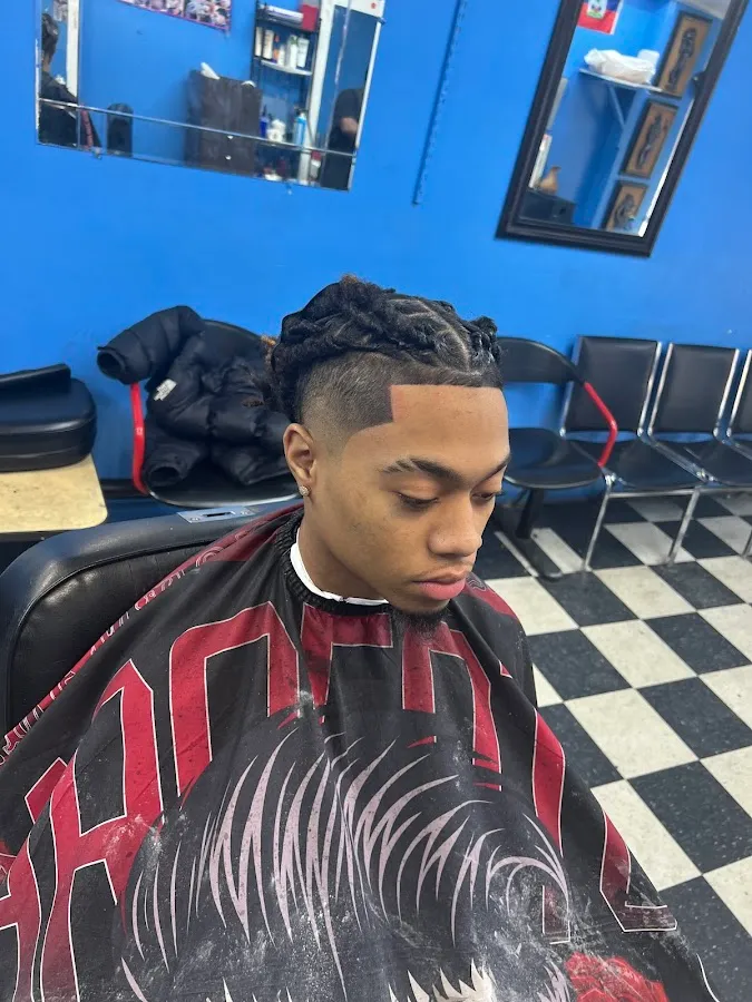 Lincoln Unisex Barber Shop photo 2