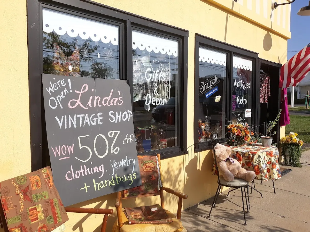 Linda's Vintage Treasures photo 2