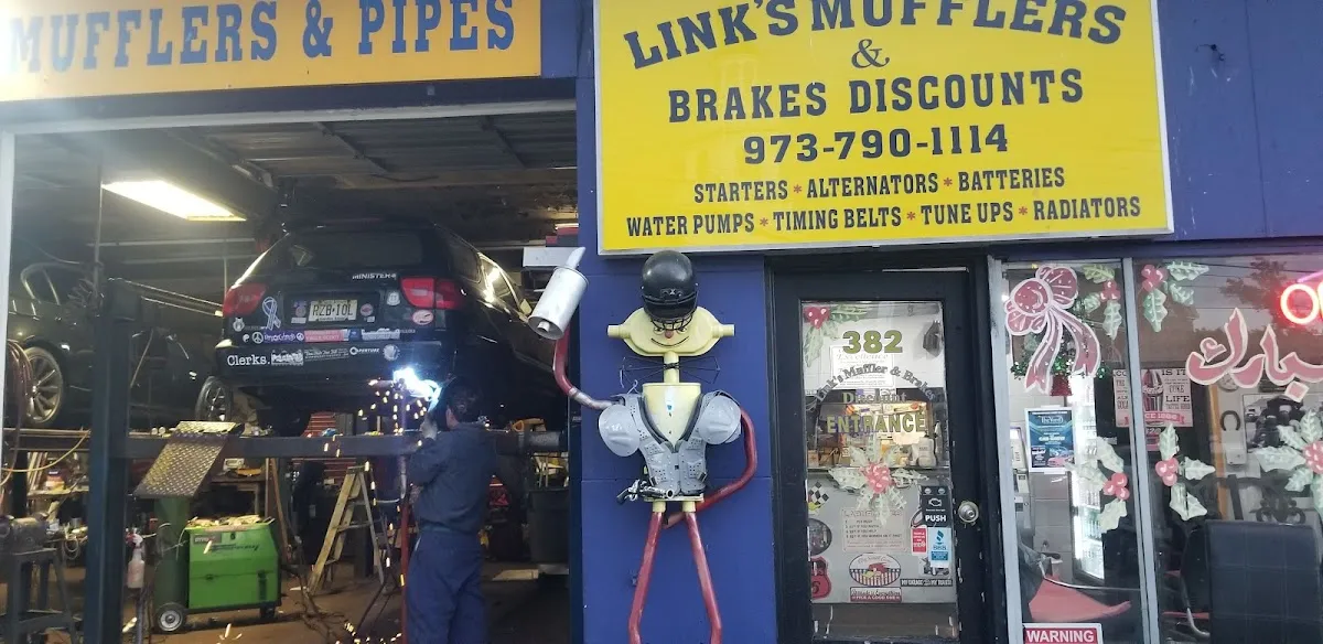 Link's Mufflers & Brakes Discount photo 3