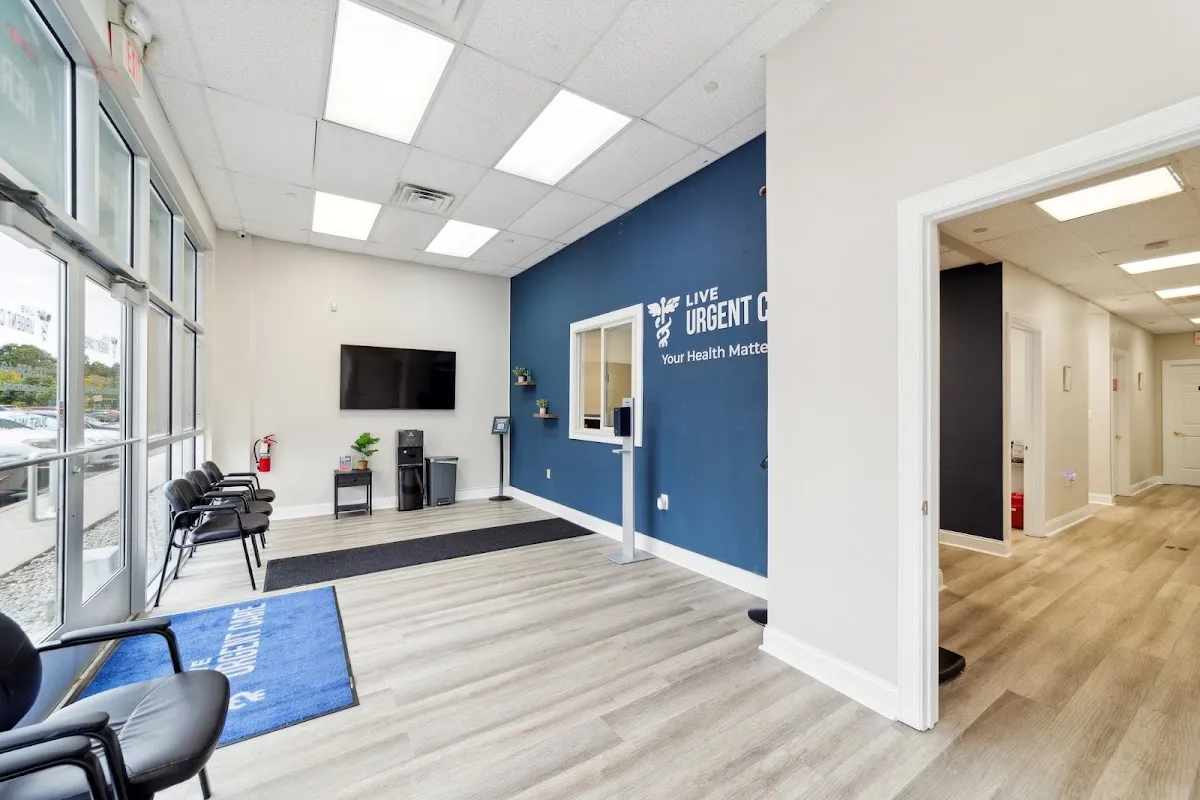 Live Urgent Care photo 2