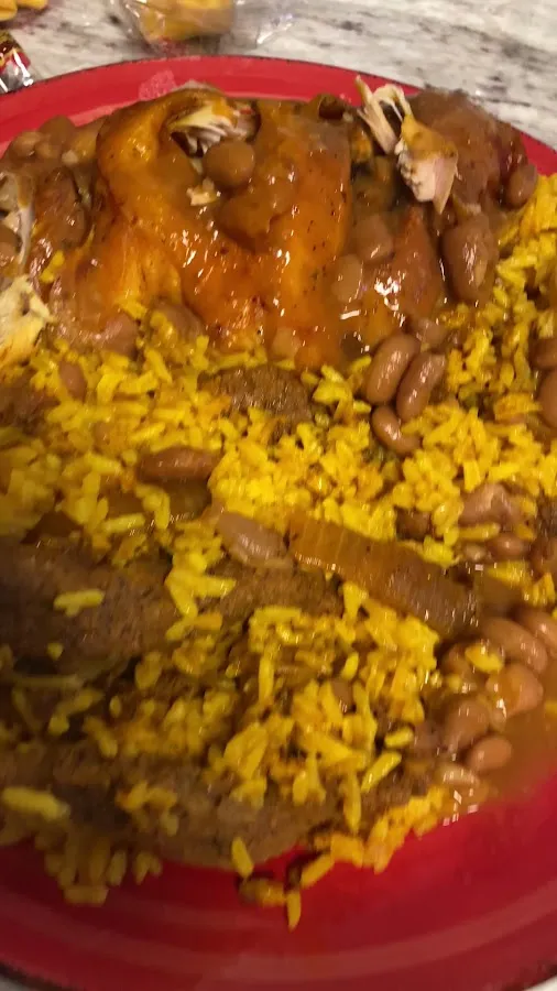 Liz & Jay Mini Market photo 2