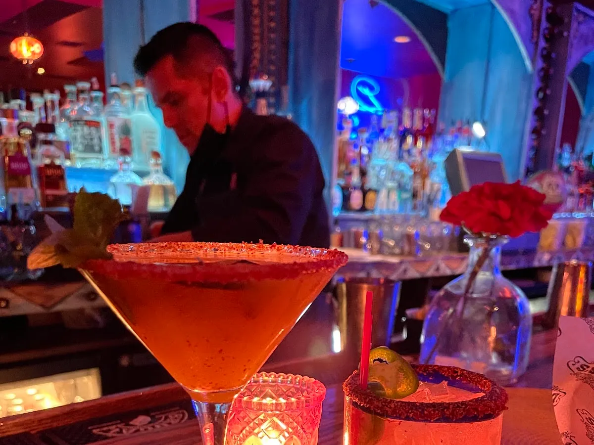 Lolitas Mexican Cantina NB photo 4