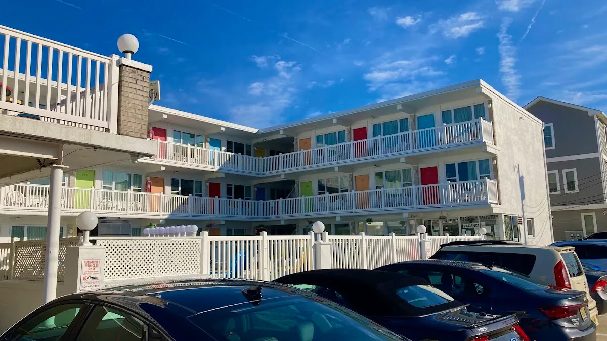 Lollipop Motel photo 2