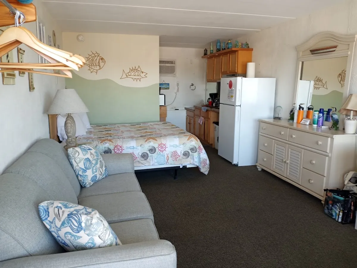 Lollipop Motel photo 3