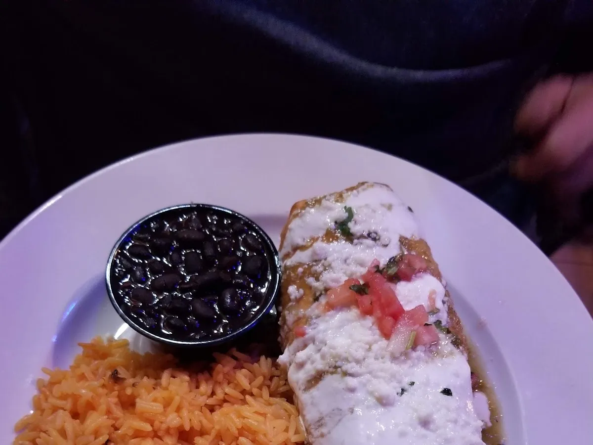 Los Jalapeños Bar & Grill photo 4