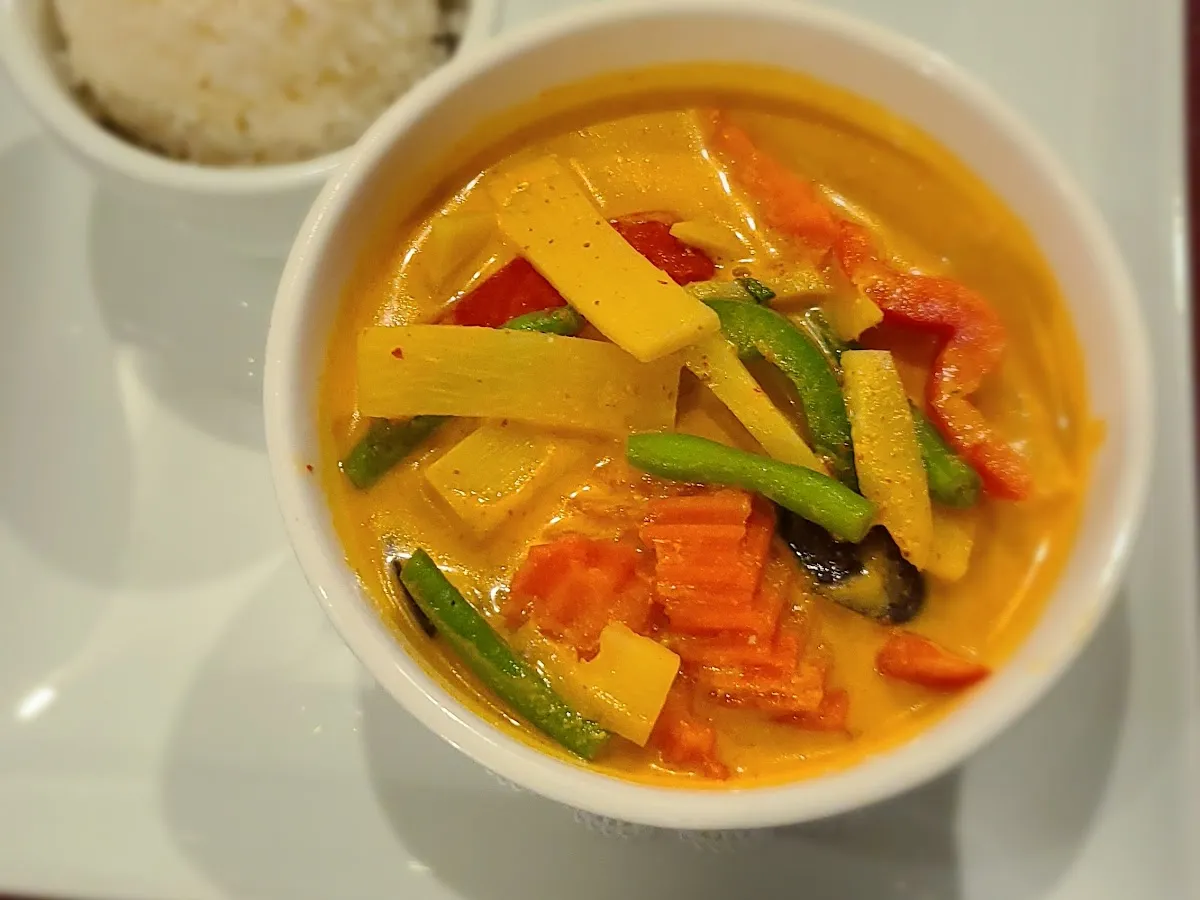 Lotus Thai Cuisine photo 4