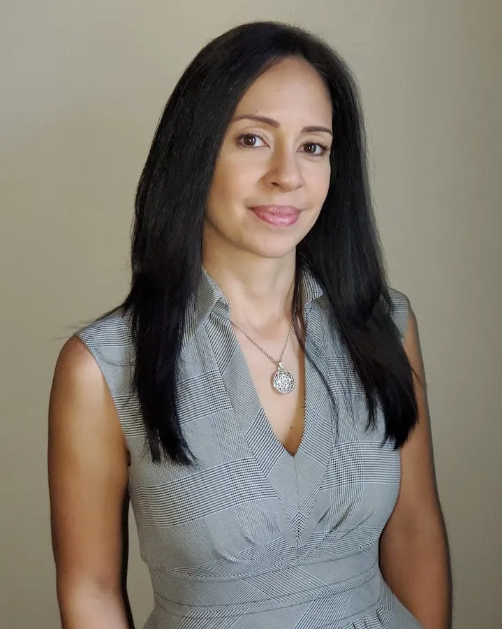 Lourdes Henry Real Estate photo 2