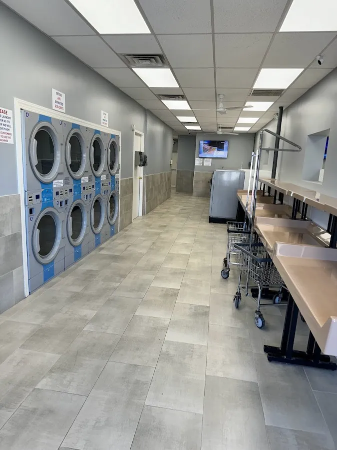 LUCA'S LAUNDRY photo 5