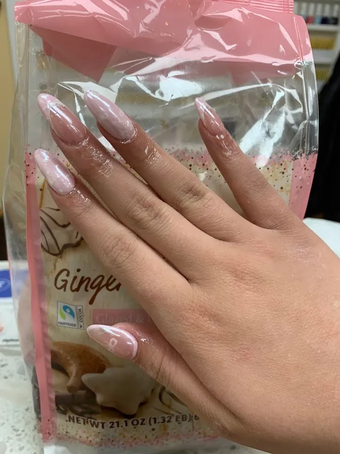 Lucky Nails and Spa photo 2