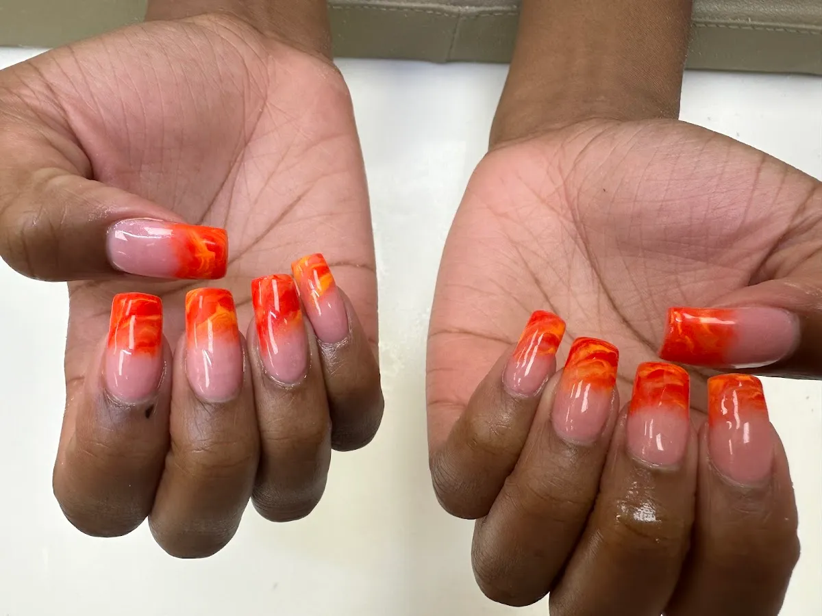 Lucky Nails and Spa photo 5