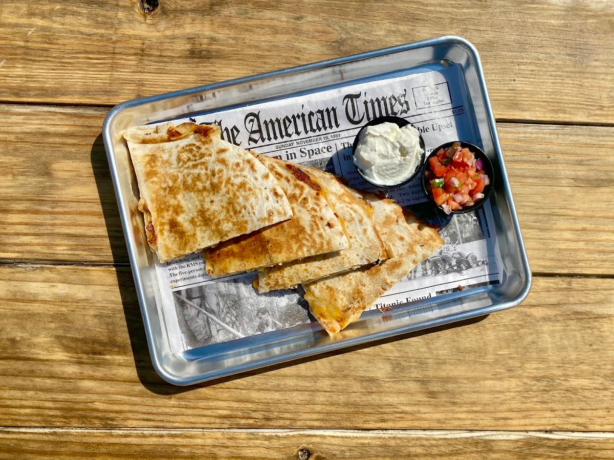 Ludlam Bar & Grill photo 4