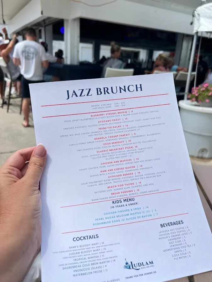 Ludlam Bar & Grill photo 5