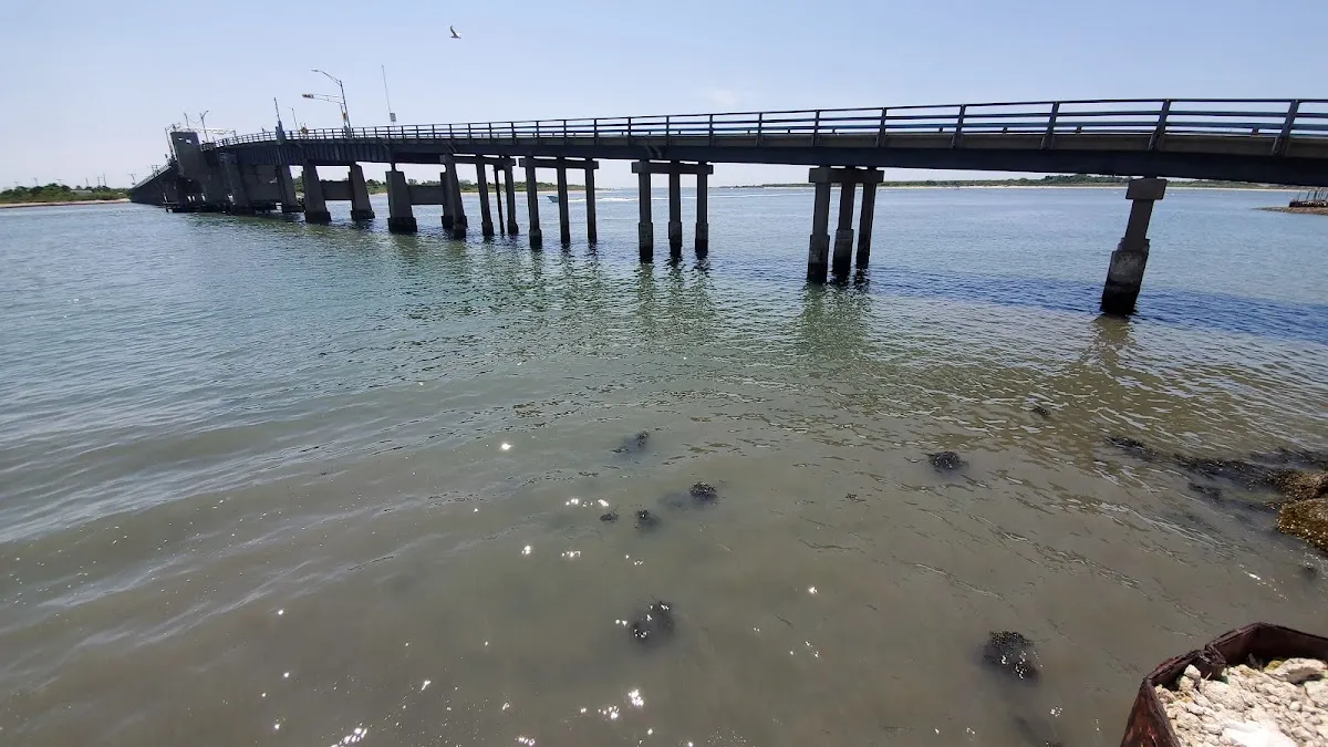 Lund's Fisheries Inc