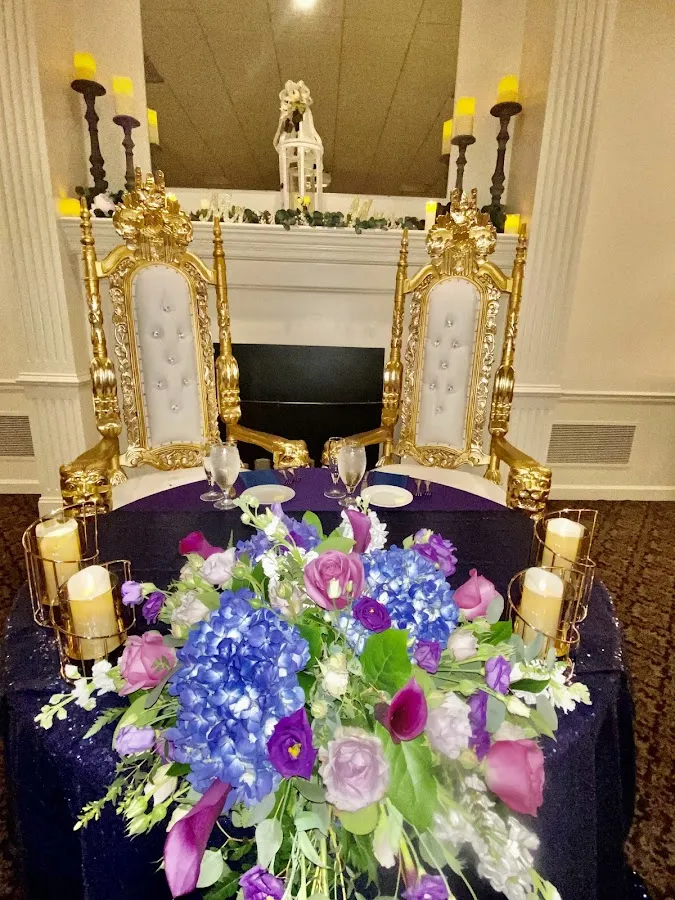 Luxury Throne Chair Rentals