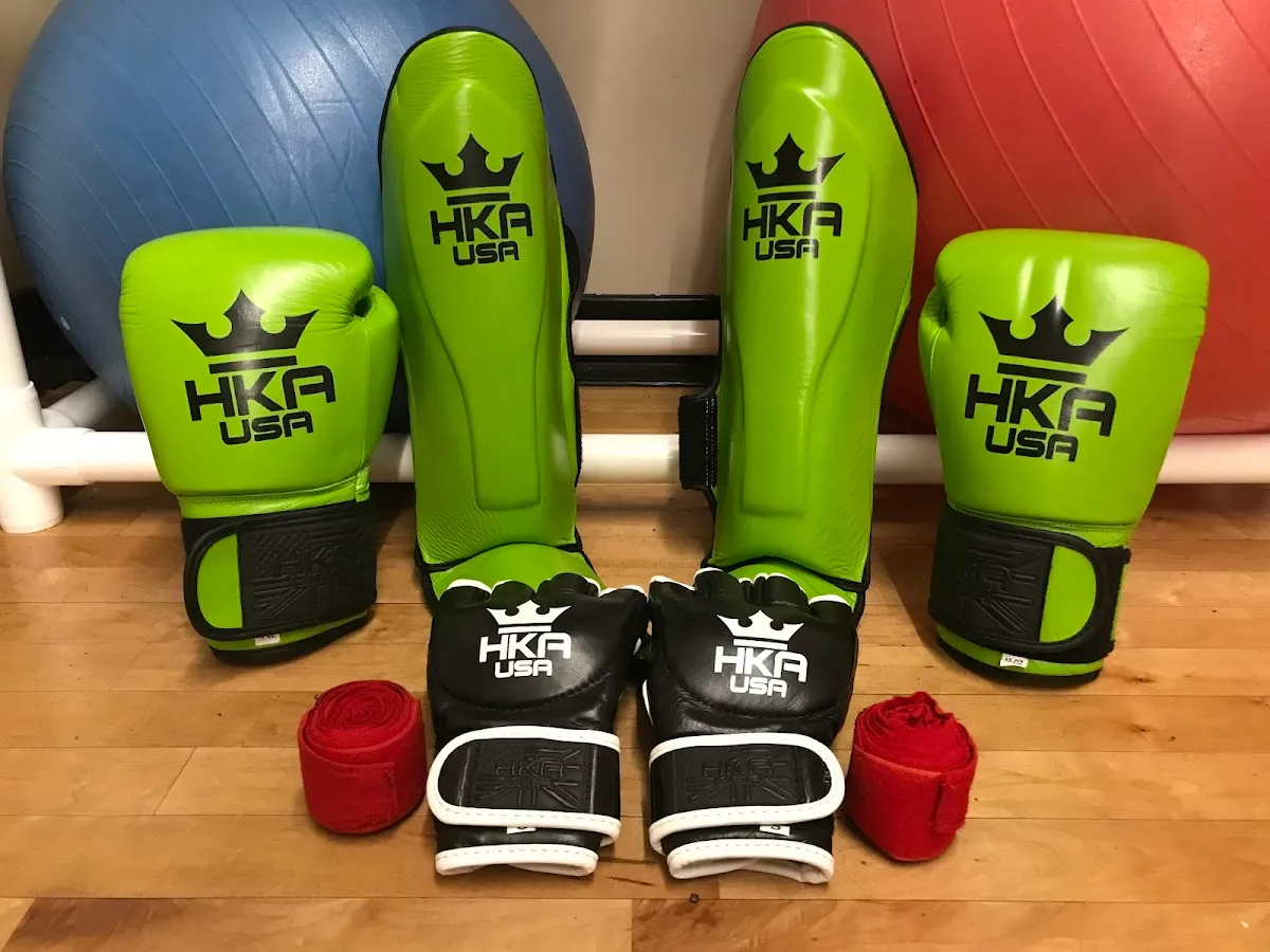 LYALL MUAY THAI KICKBOXING ACADEMY