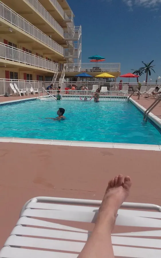 Madrid Oceanfront Condominiums photo 4