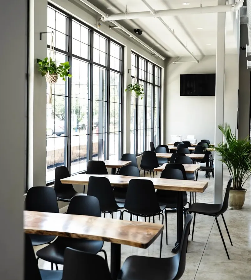 Magnify Brewing Company - Medford photo 4