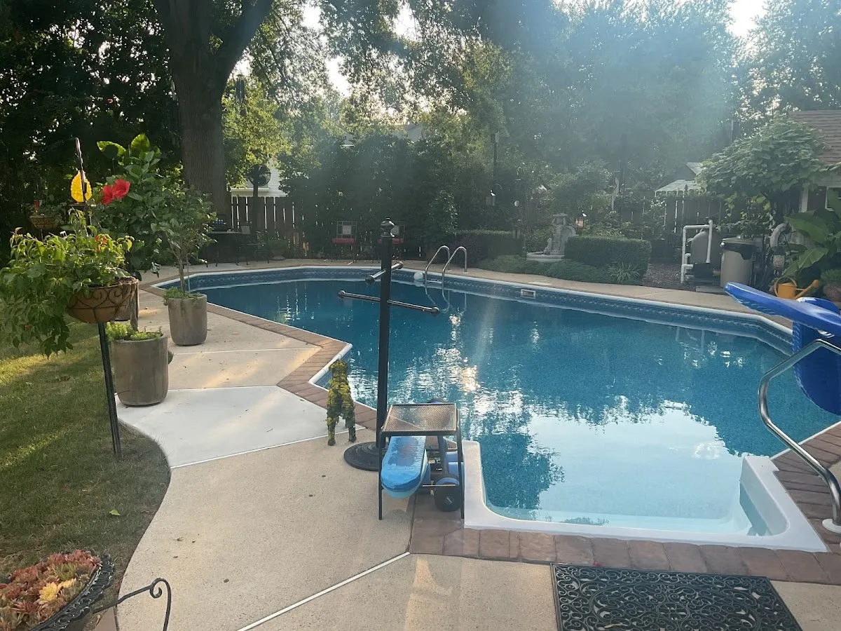 Making Waves Pool Service