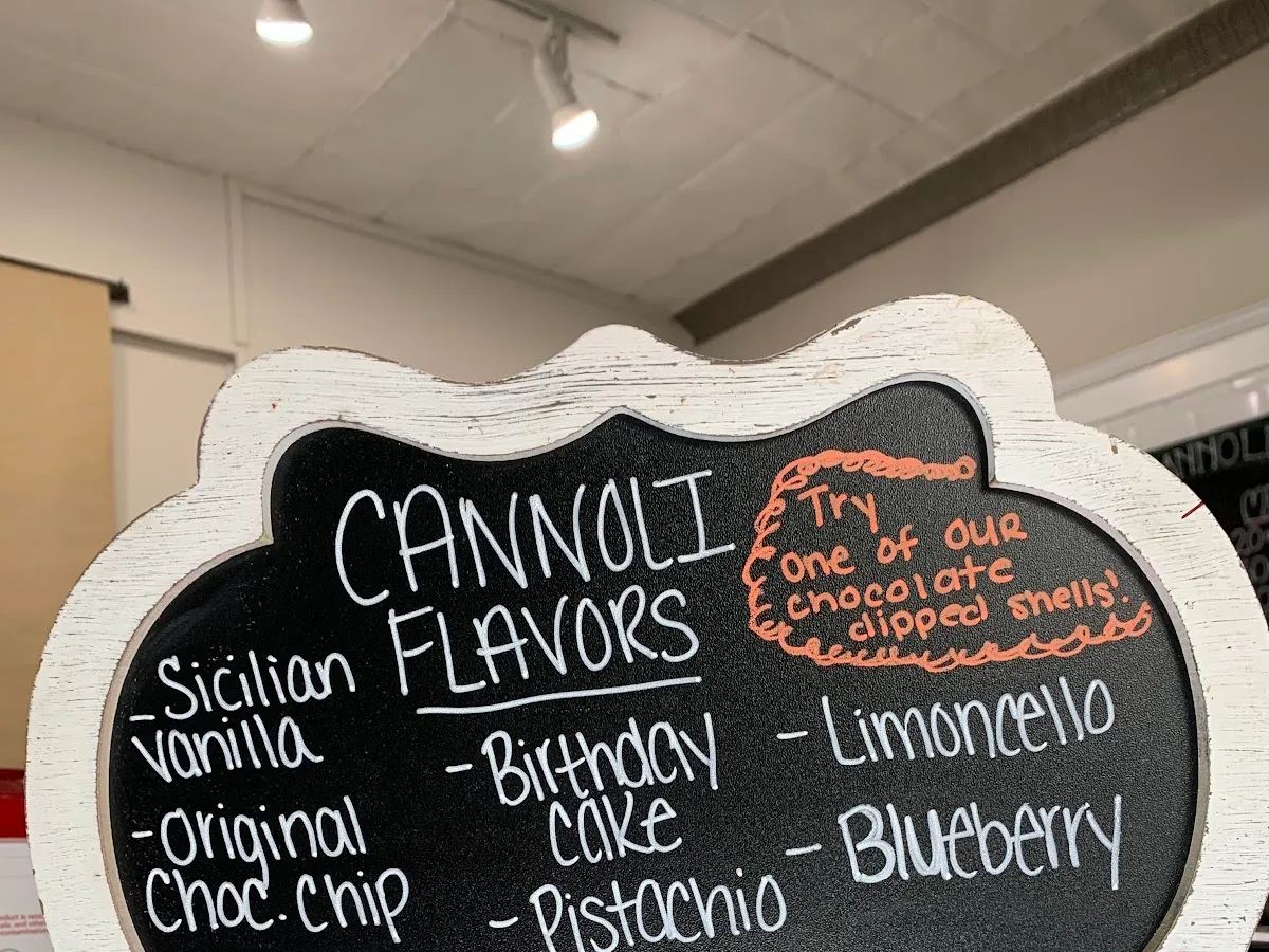 Mannino’s Cannoli Express photo 2