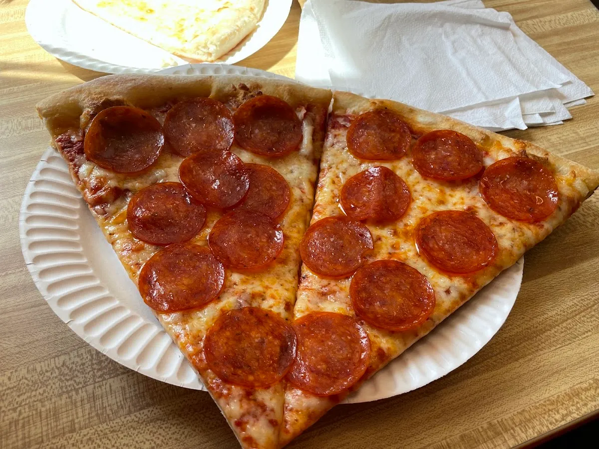 Mario's Pizza And Italian Eatery photo 3