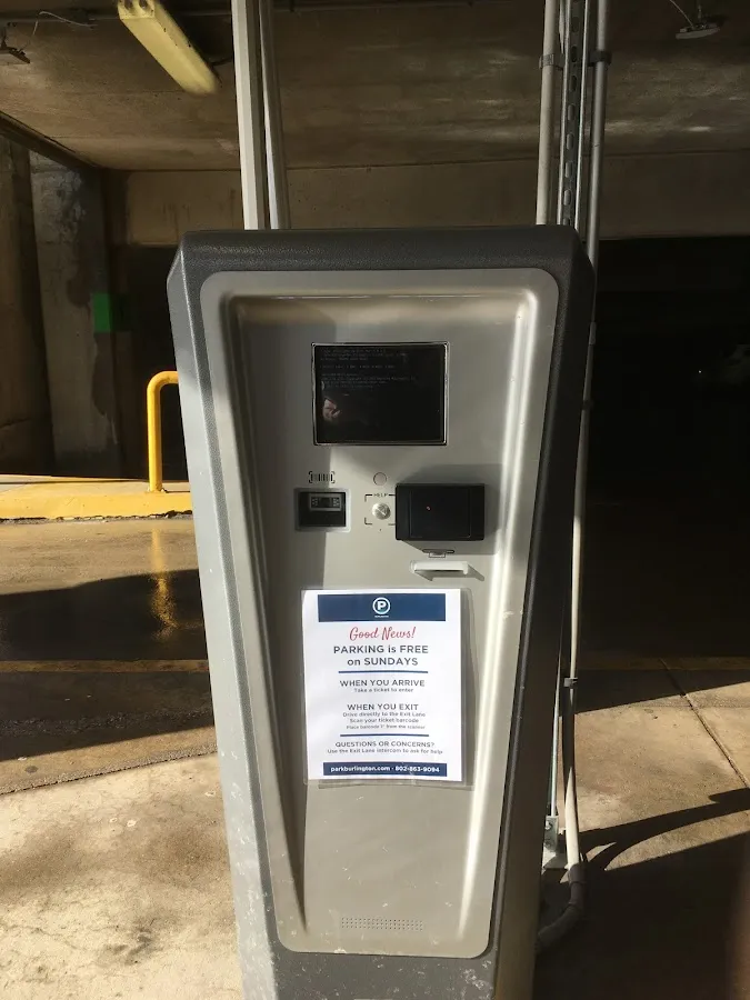 Marketplace Garage photo 2