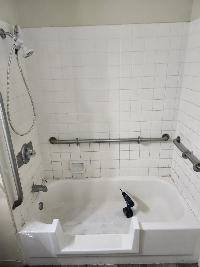 Martin Jann Handyman Services and Tub & Tile Refinishing photo 2