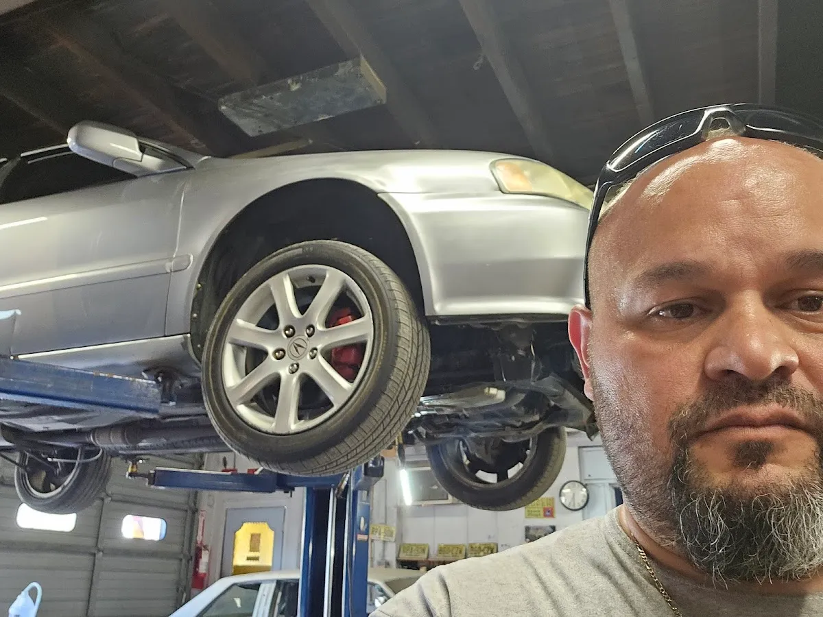 Martinez Auto Repair photo 4